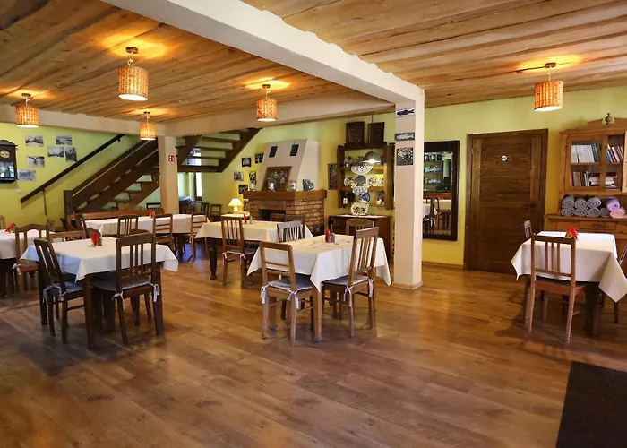 Gosciniec Glodowo Lodge *